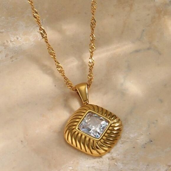 Zircon Vintage Diamond Textured Pendant Necklace 18K Gold Plated Stainless Steel - Picture 1 of 8